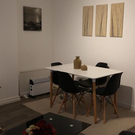 לונדון Luxury 1 Bedroom Flat In The Heart Of Wood Green מראה חיצוני תמונה